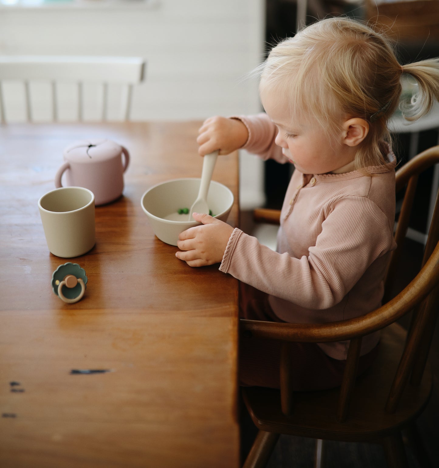 round dinner bowls