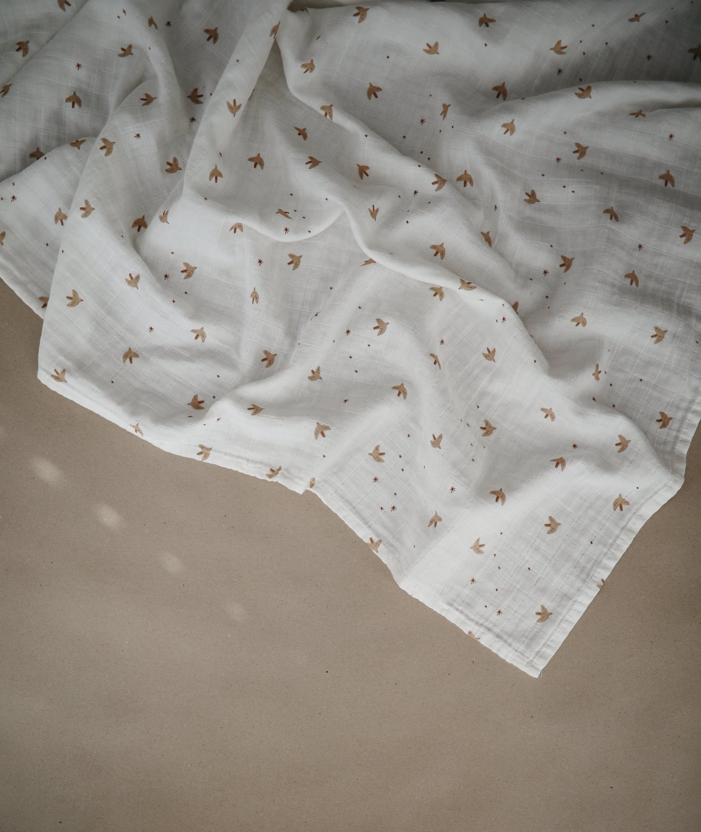 muslin swaddle blanket (sparrow)