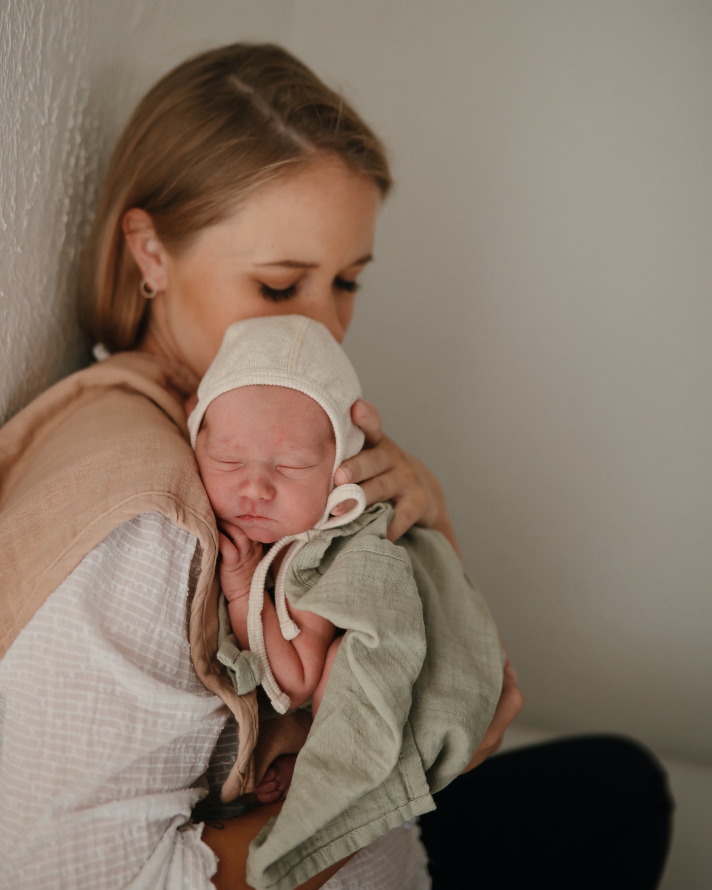 ribbed baby bonnet