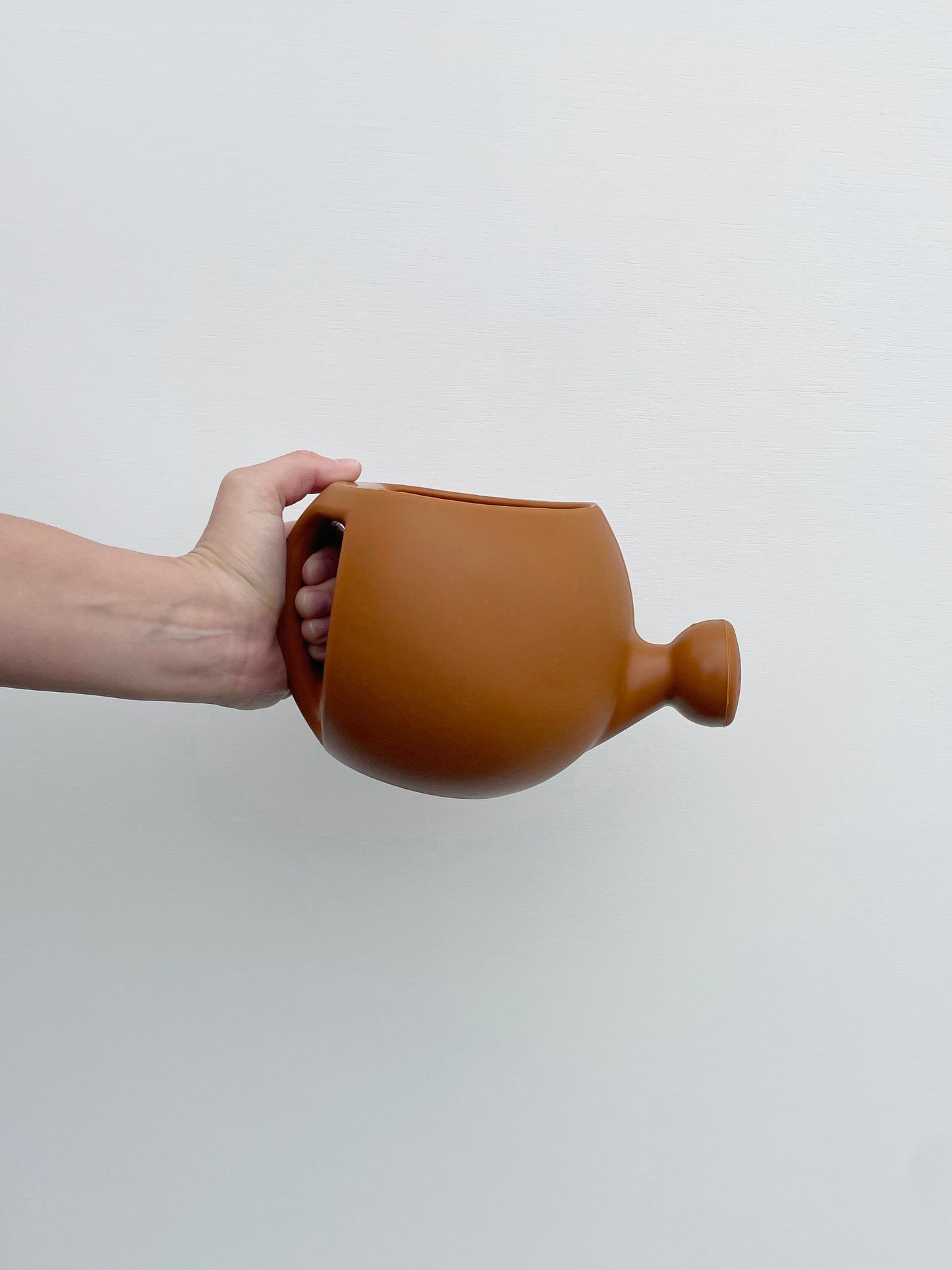 watering can