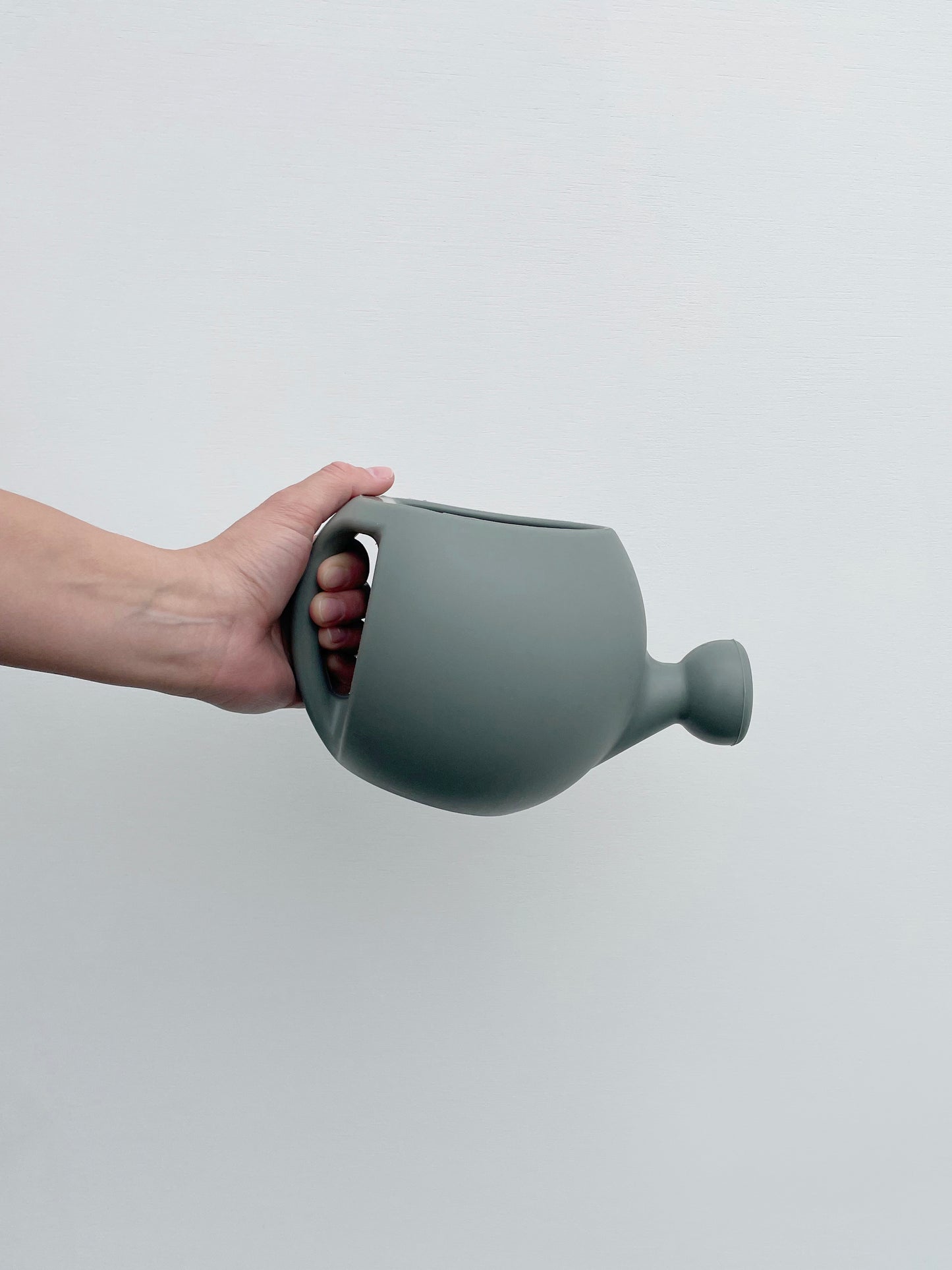 watering can